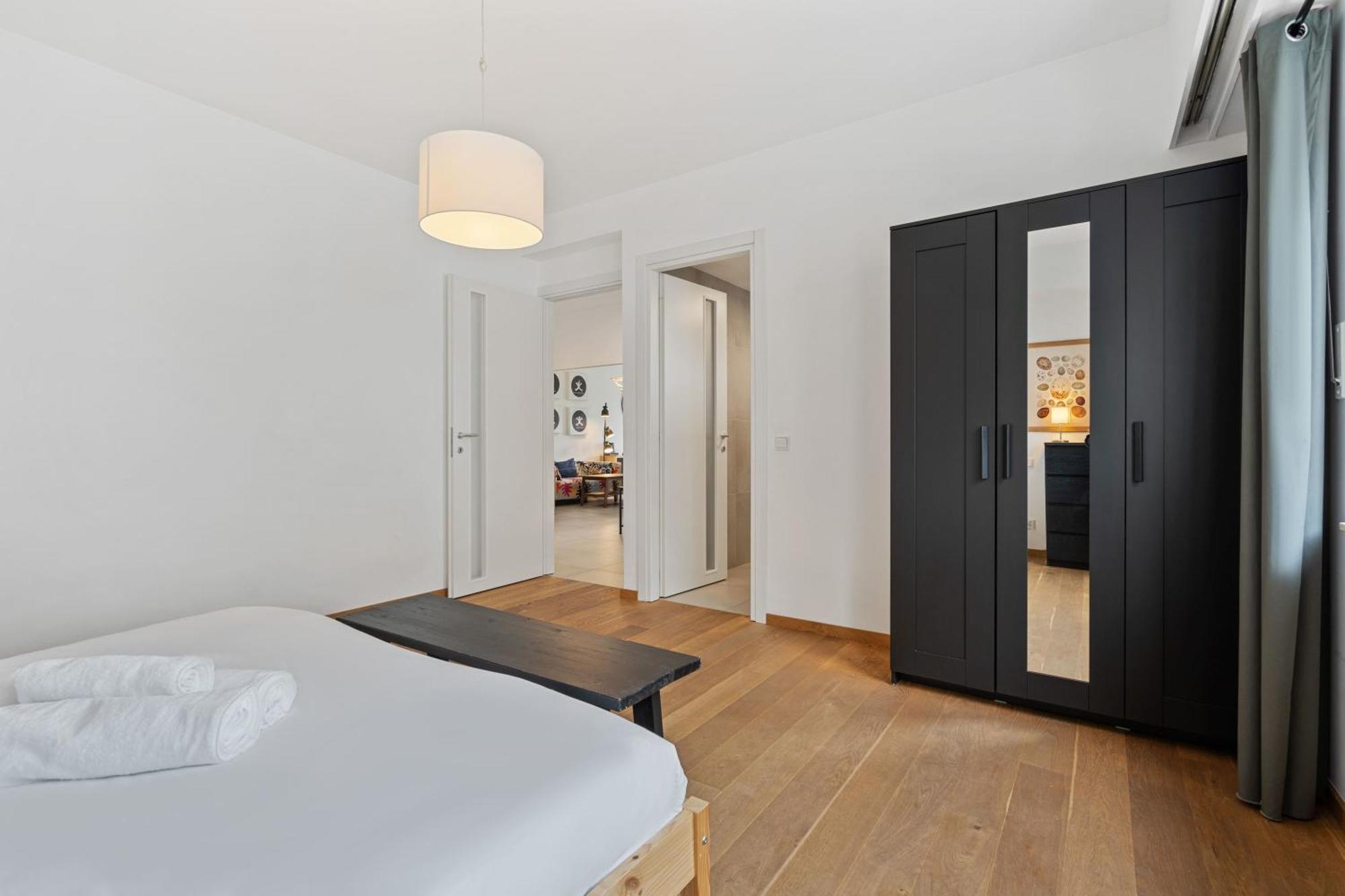 Central Lux 2Br Apt With City Views & Balcony ลักเซมเบิร์ก ภายนอก รูปภาพ